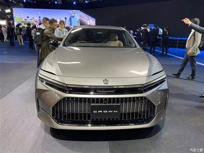 CMA arhitektuur Renault Niagara ideeauto ametliku kaardi loomiseks