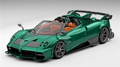 Avaldati piiratud arvu 8 Pagani Huayra mälestusmudeli ametlik kaart.