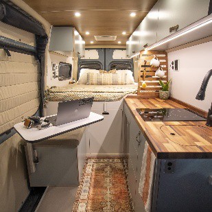 Kes teeb Sprinteri matkaauto